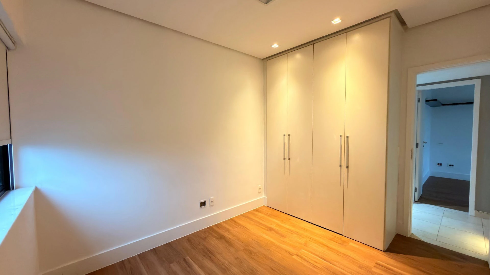 Apartamento, 162 m², com janelas do piso ao teto — photo 14
