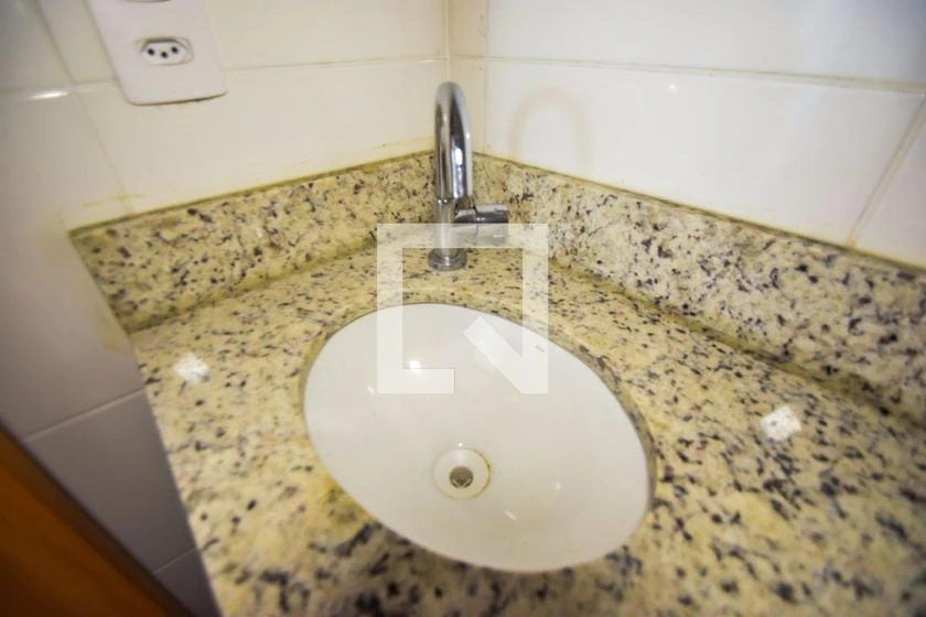 Apartamento de 2 dormitorios con balcón y 48 m² — photo 20
