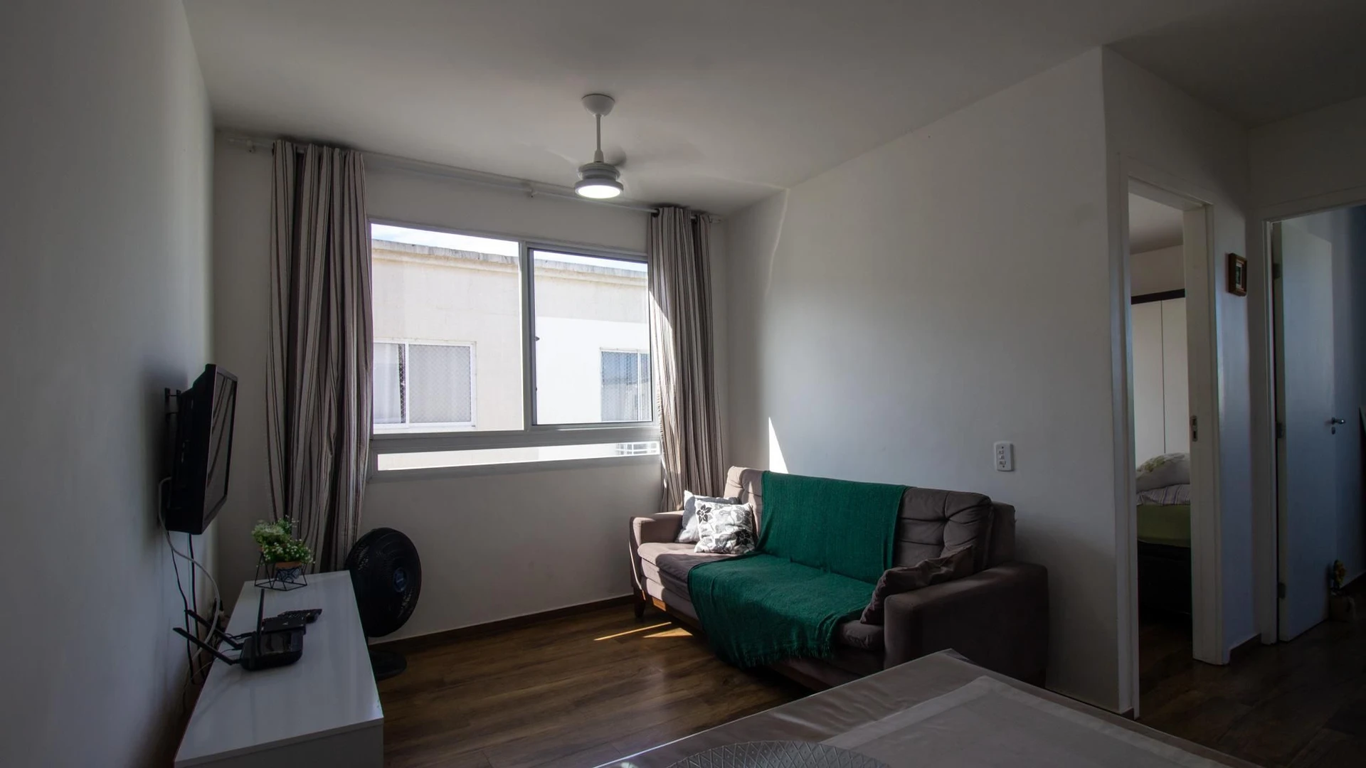 Furnished 2-bedroom apartment with gas open-plan kitchen
