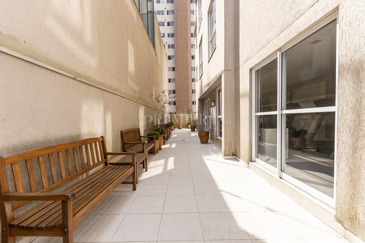 Меблированное студио 60 м² с 1 парковкой и кухней — photo 20
