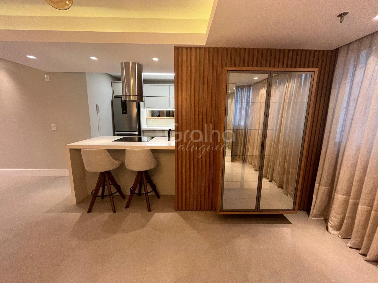 3-bedroom apartment with a washing machine in Florianópolis — photo 13