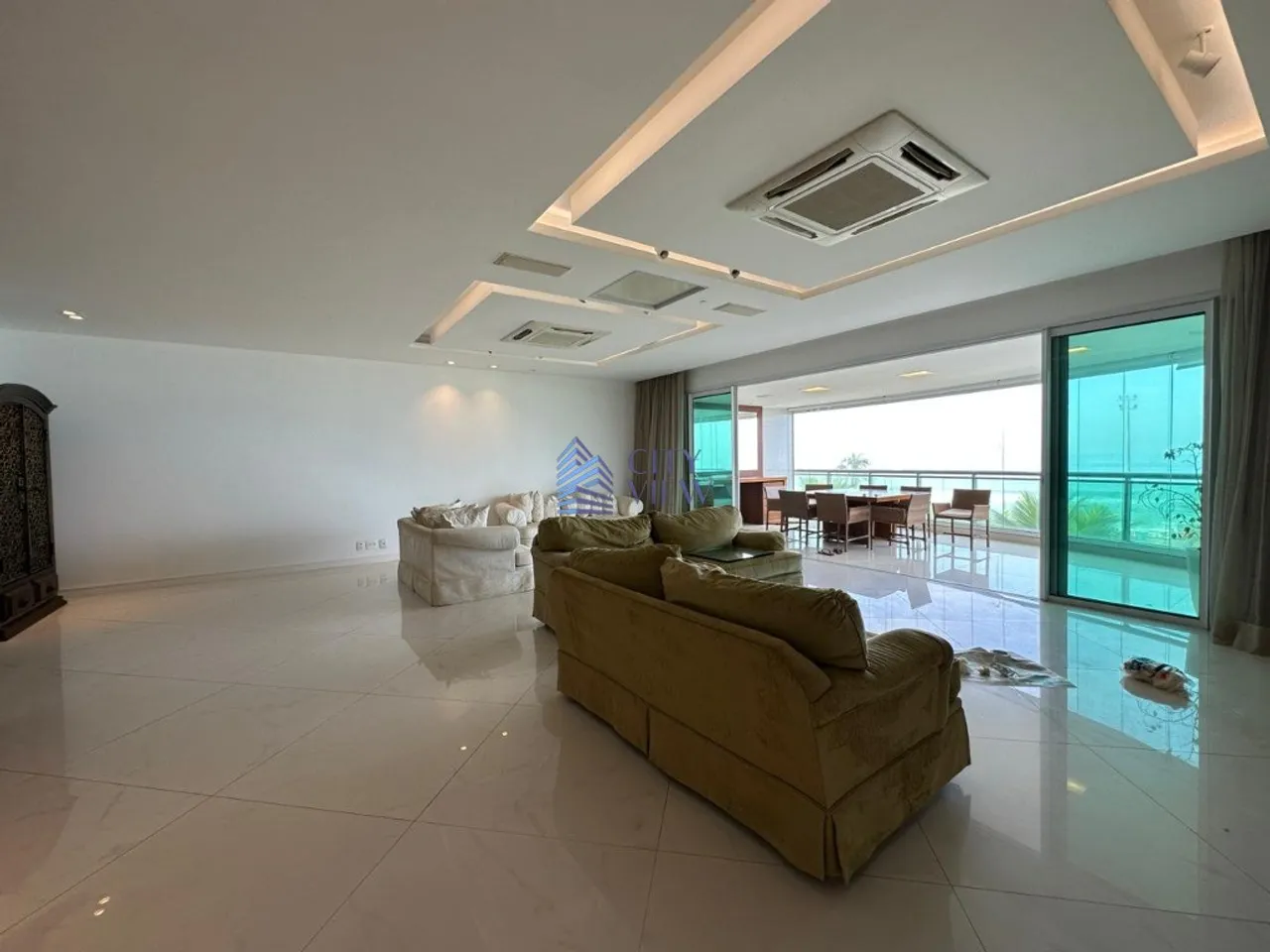 Furnished apartment with 4 bedrooms and 400 m² — photo 11
