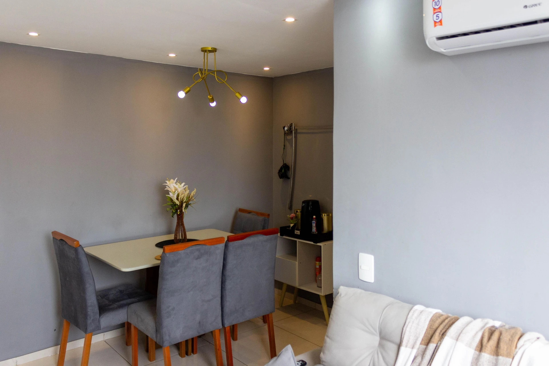 42 m² apartment with a home office and a washing machine — photo 5