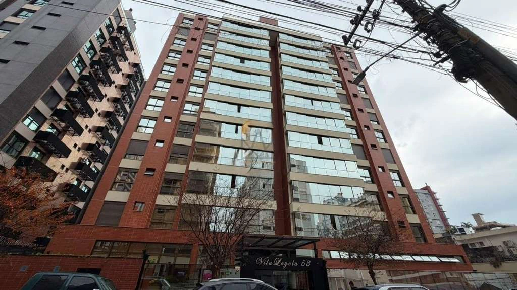 Apartamento de 220 m² com 4 suítes e 2 vagas — photo 2