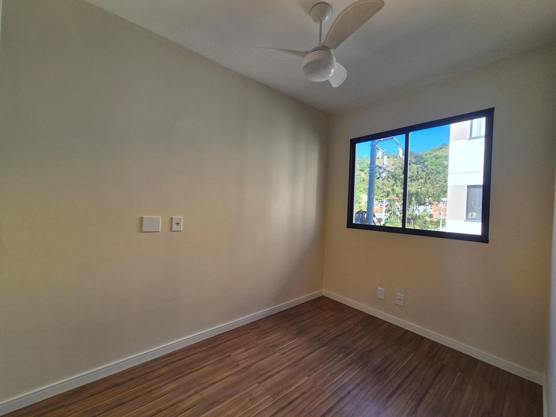 Apartamento com 3 quartos, 2 banheiros e varanda — photo 18