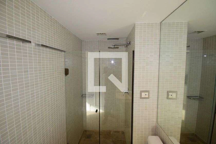 Estudio amueblado con 1 dormitorio, balcón y 40 m² — photo 16