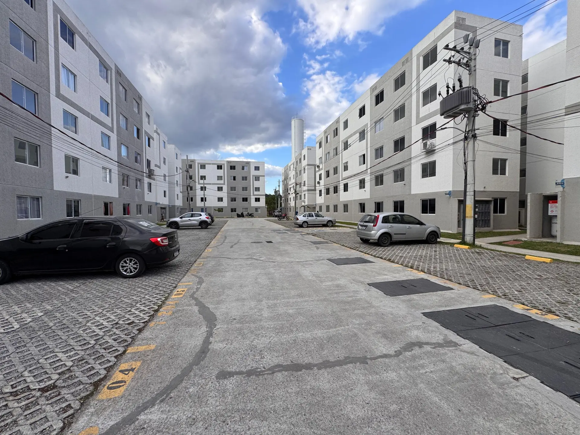 Furnished 2-bedroom apartment with 1 bathroom — photo 3