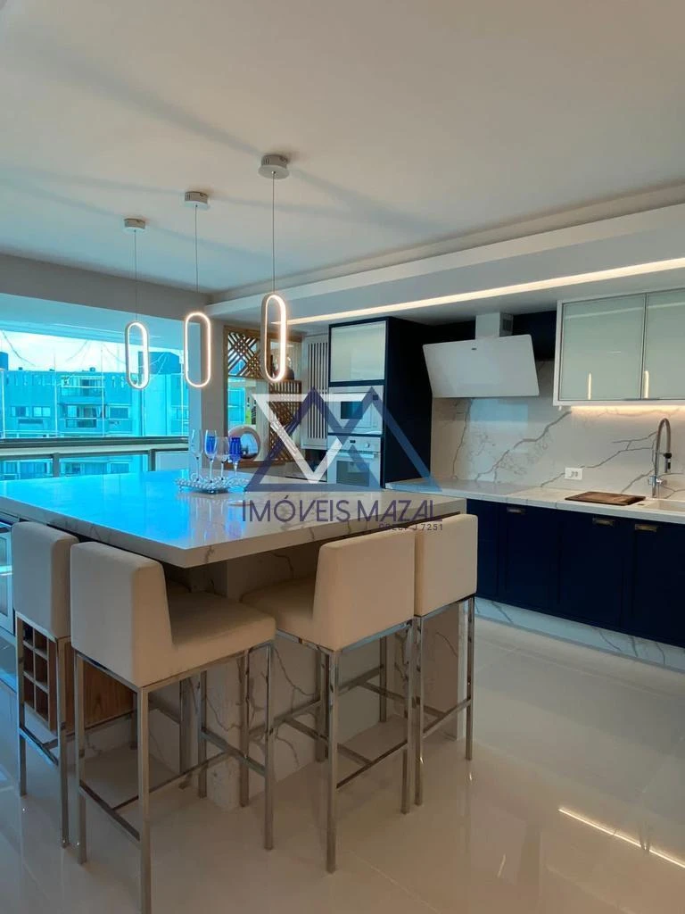 Ванна та 1 спальня: квартира 200 м² — photo 2