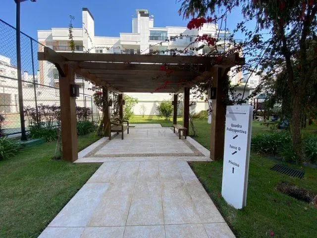 337 m² apartment with 3 en-suite bedrooms and 2 parking spots — photo 24