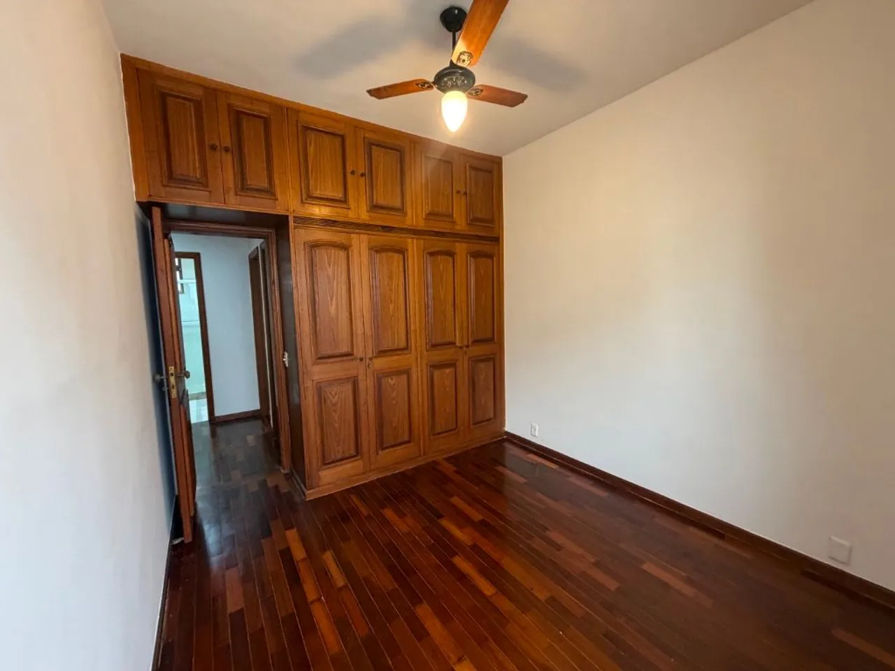 Rental apartment with 4 bedrooms and 4 bathrooms — photo 17