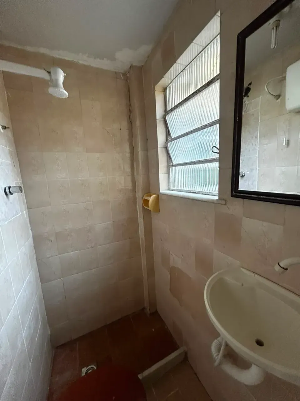 1-bedroom apartment with tiled floors — photo 4