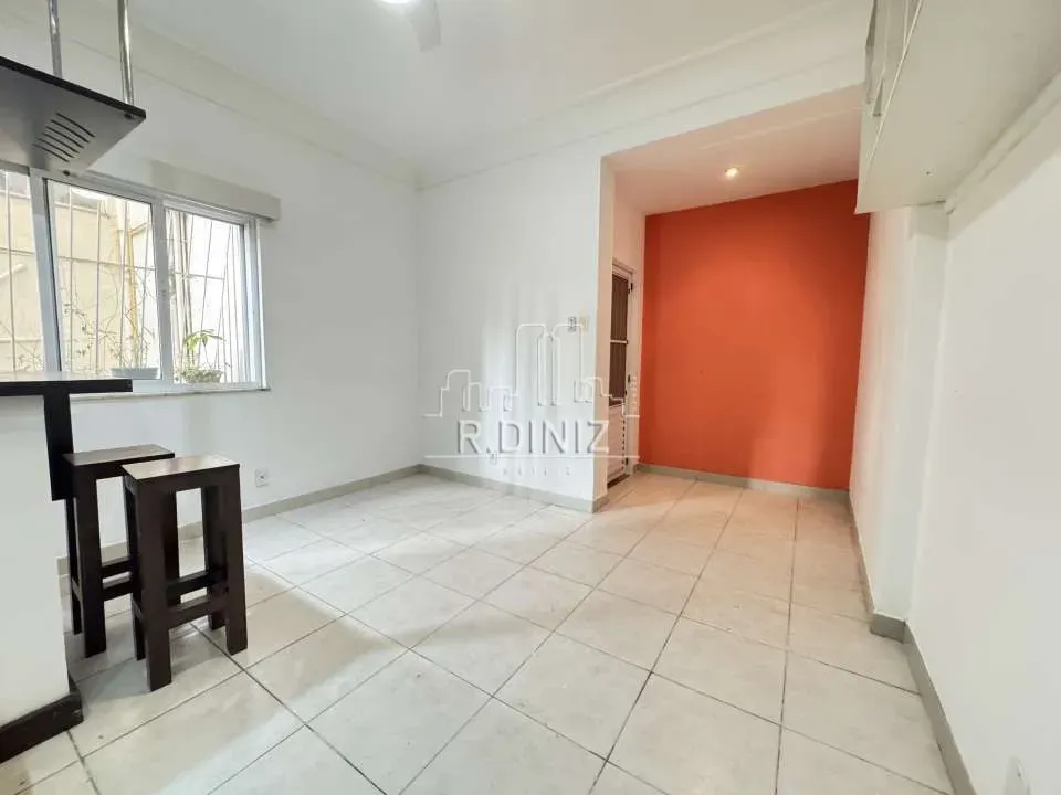 1-bedroom 45 m² apartment with open-plan kitchen — photo 8
