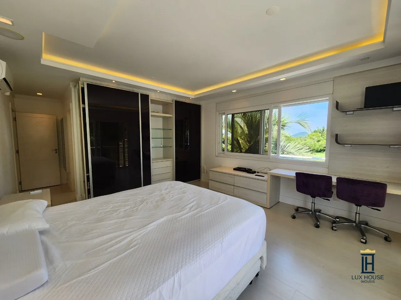Furnished house with 7 en-suite bedrooms and 10 baths — photo 21