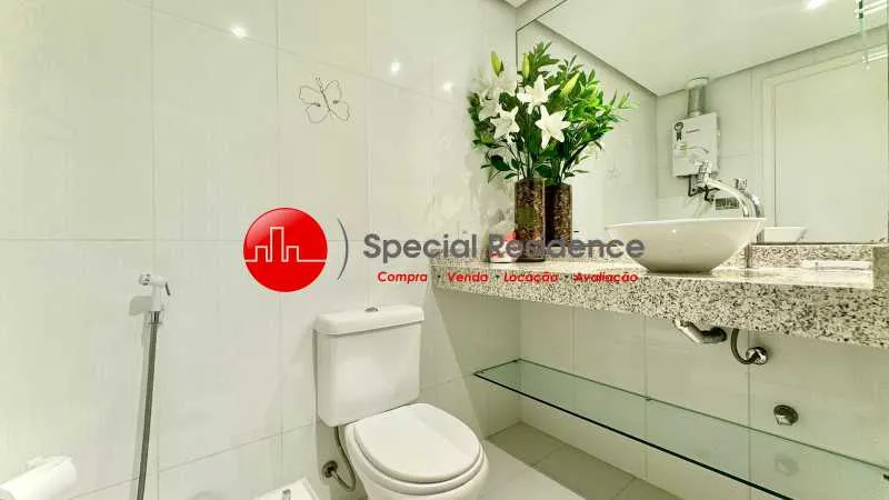 Apartamento de 2 quartos e 2 banheiros com cozinha separada — photo 11