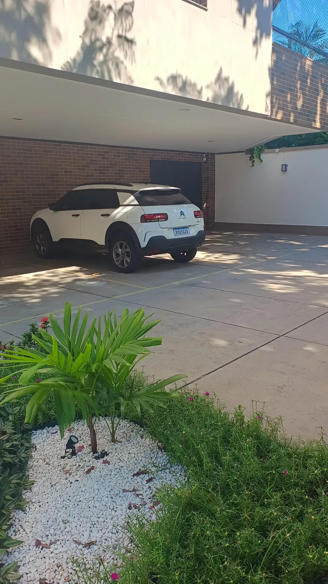 Private BBQ in a 2-bedroom apartment, 100 m² — photo 12