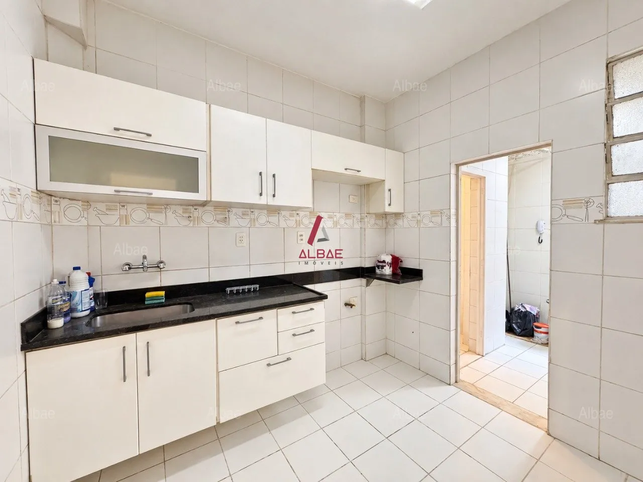 Apartment, 90 m², with wood or laminate floors — photo 10