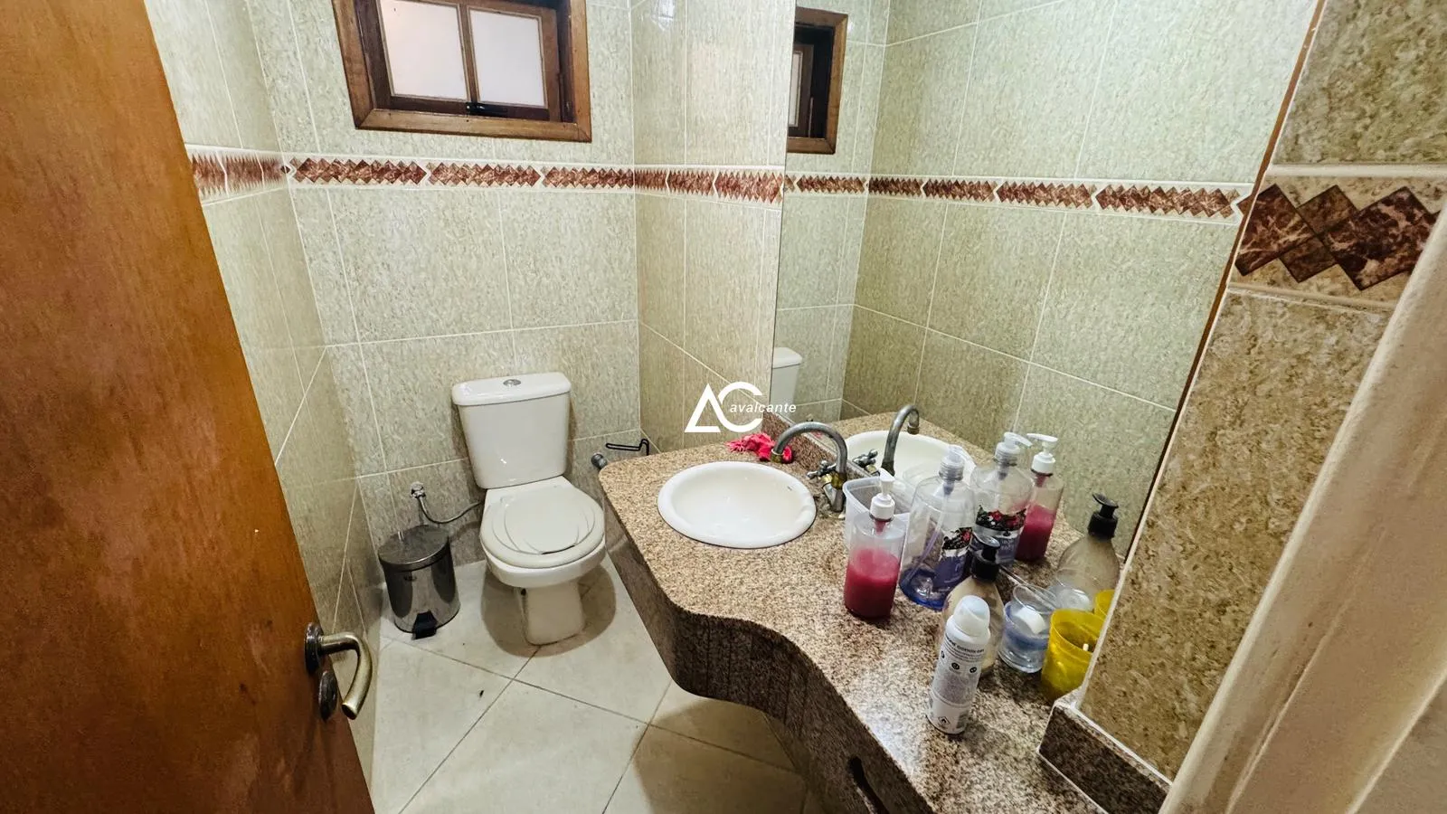 Furnished house with 4 bedrooms and private garden — photo 2