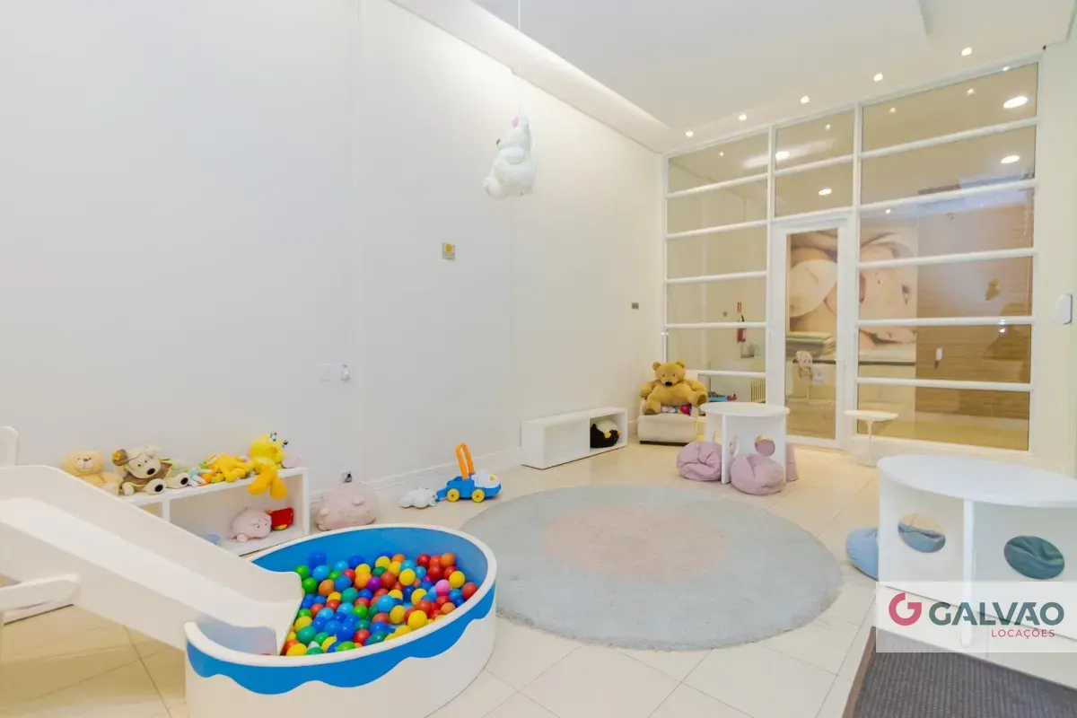 Apartment 235.70 m² with 3 bedrooms and a gas kitchen — photo 40