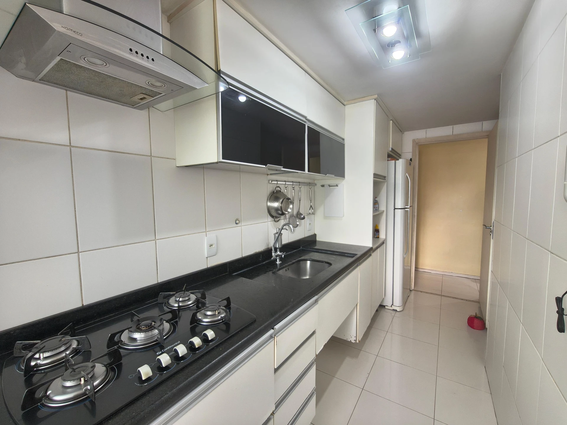 Unfurnished 3-bedroom apartment with balcony and 2 parking — photo 29