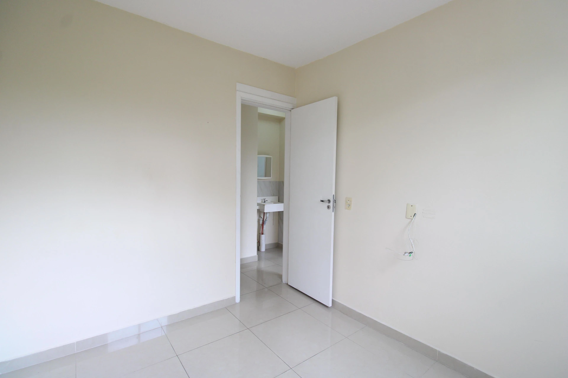 2-bedroom apartment with balcony, well kept and tidy — photo 25