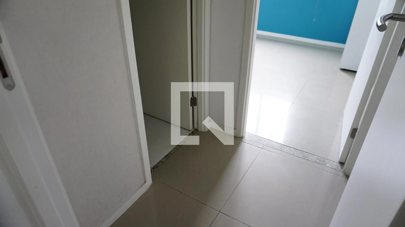 2-bedroom apartment with a washing machine — photo 42