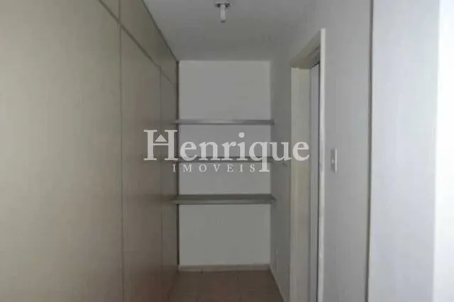 Unfurnished 1-bedroom apartment with closed kitchen — photo 6