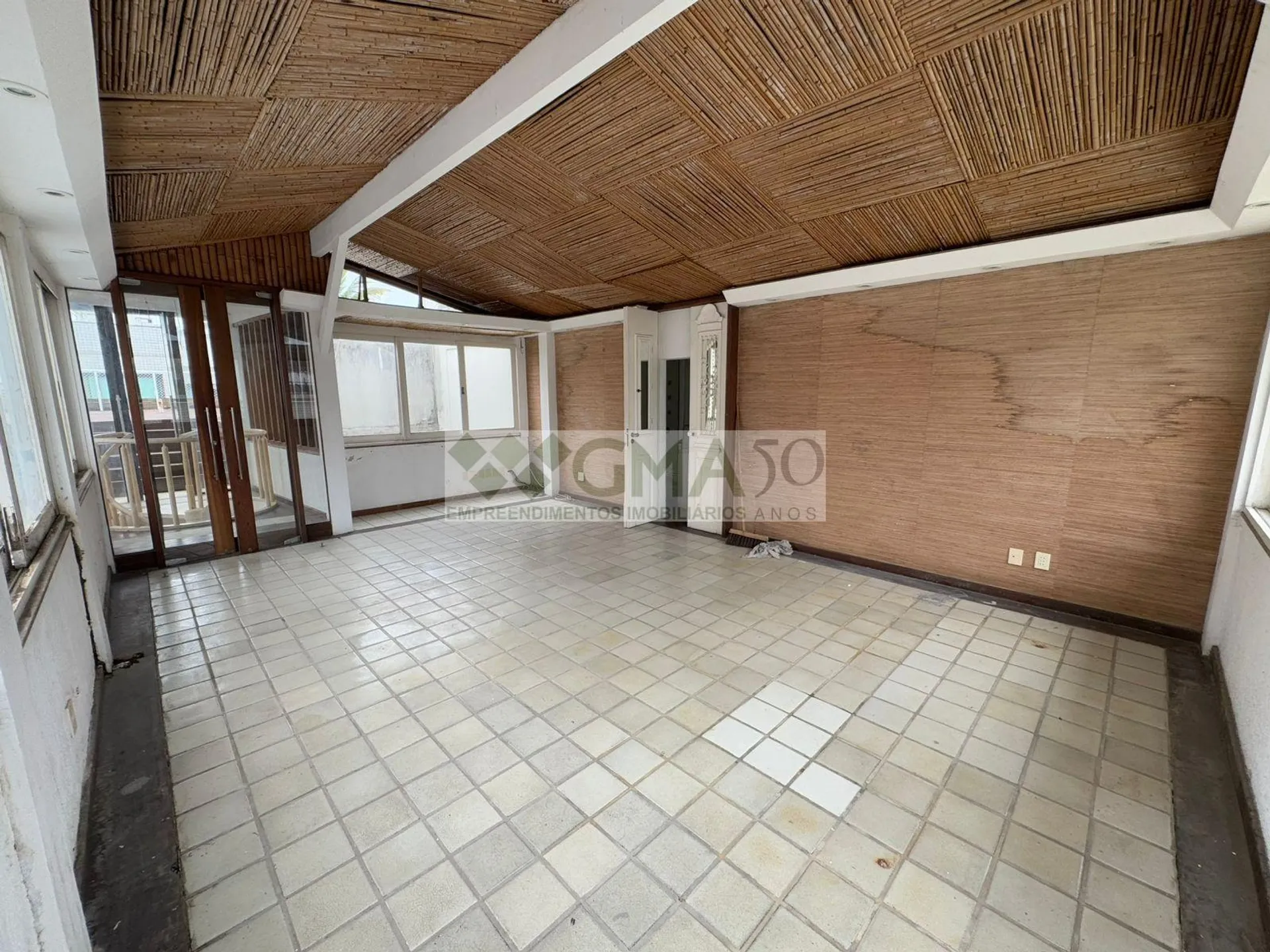 Apartamento com 4 quartos e 4 banheiros, com varanda — photo 43