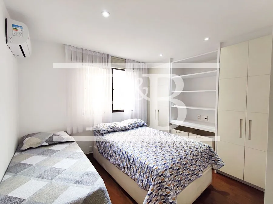 Apartamento para alugar com 3 dormitórios e varanda de vidro — photo 22