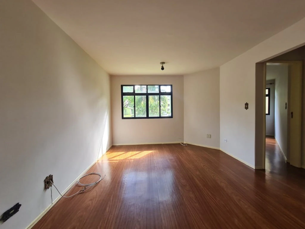 Жилая квартира 60 м² с 2 спальнями и 1 парковкой — photo 2