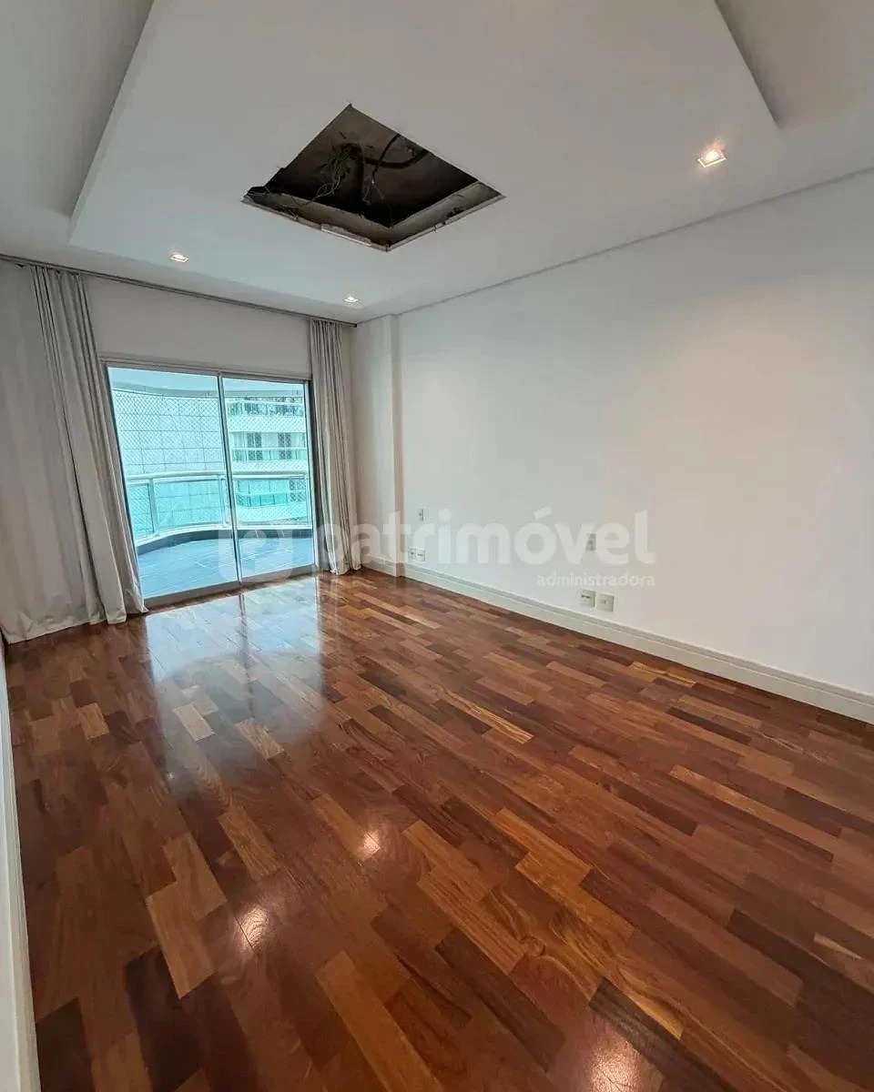 Apartamento com 4 quartos e cozinha integrada em 431 m² — photo 12