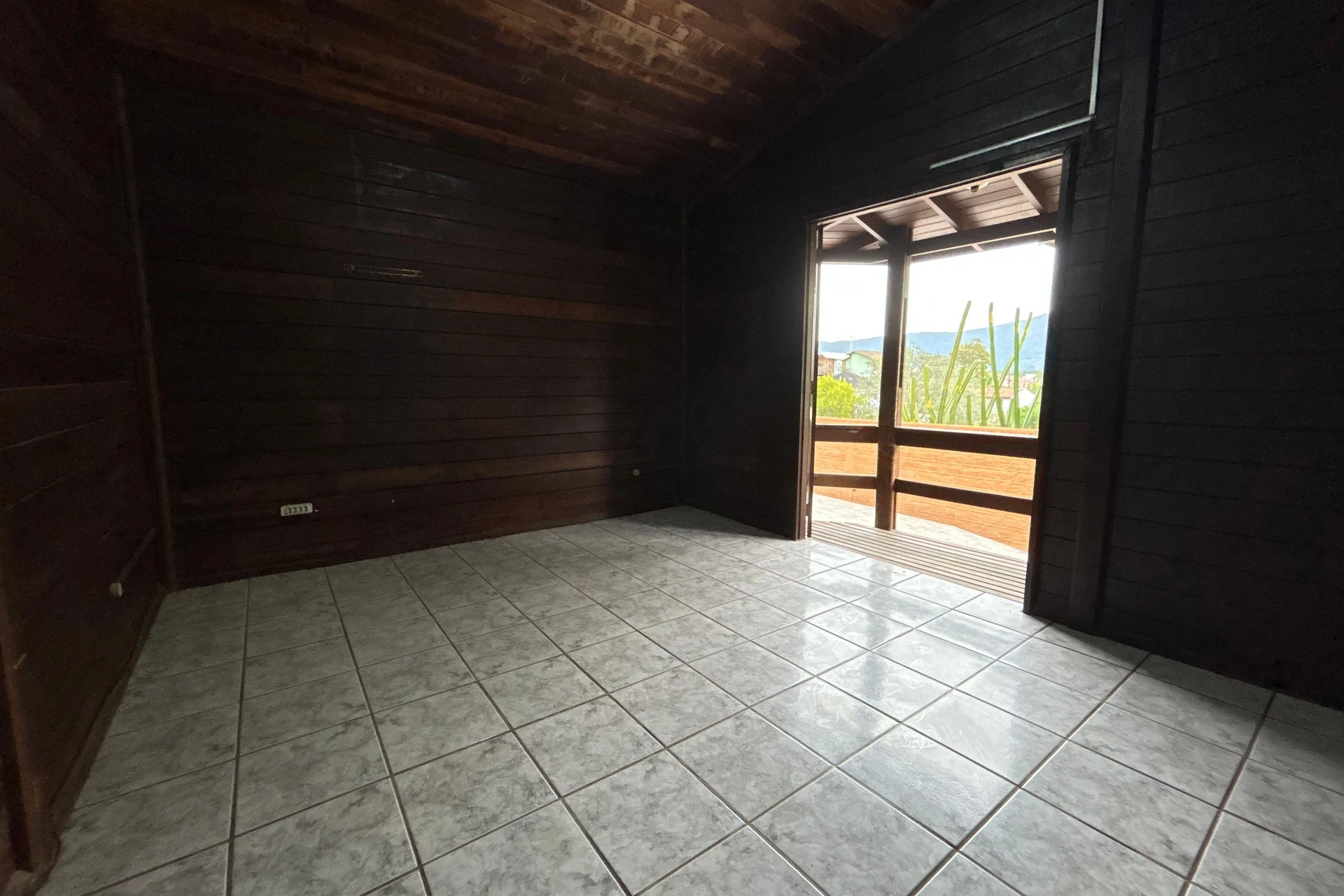 House, 100 m², with floor-to-ceiling windows — photo 28