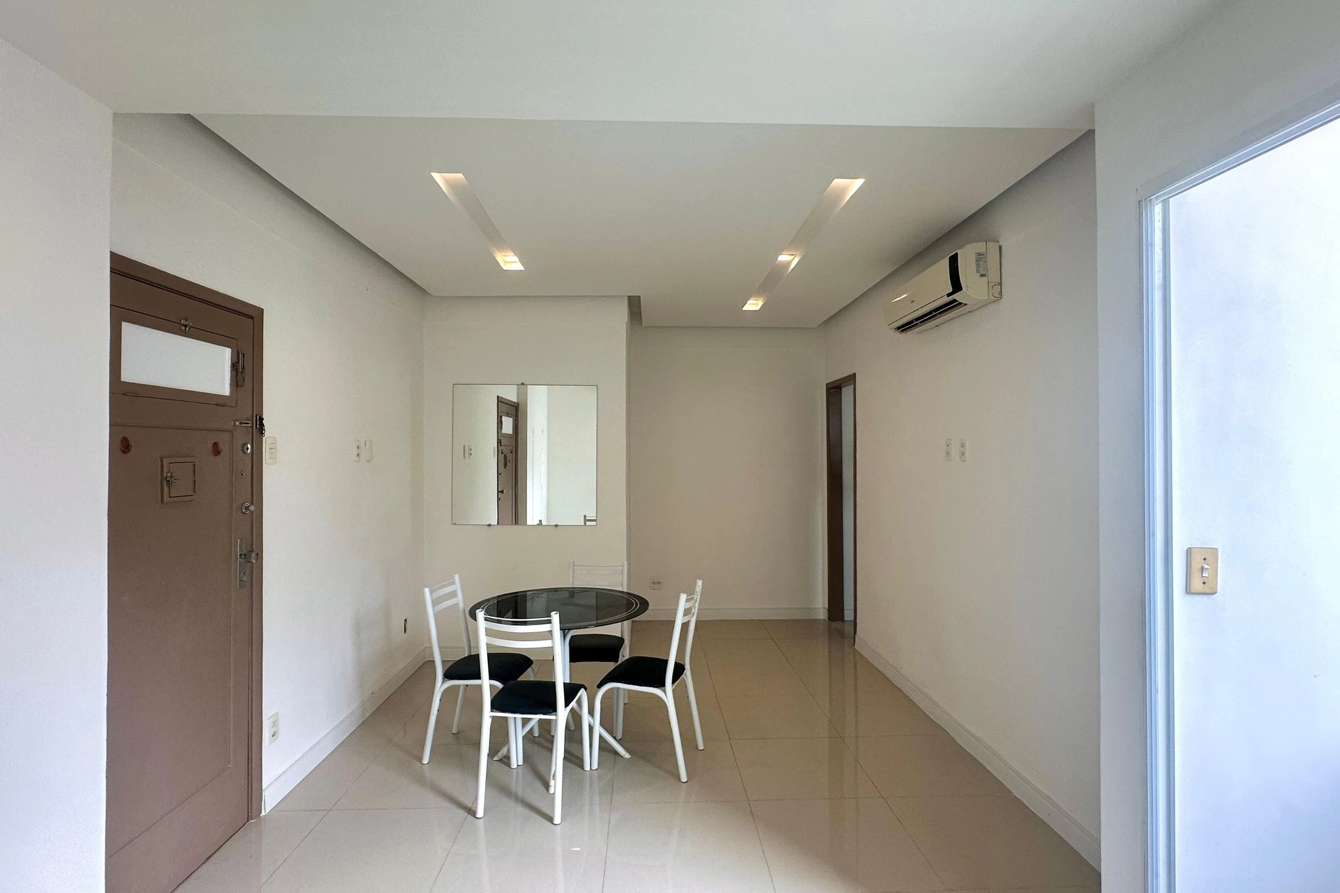 Apartamento mobiliado com 2 quartos e cozinha americana — photo 19
