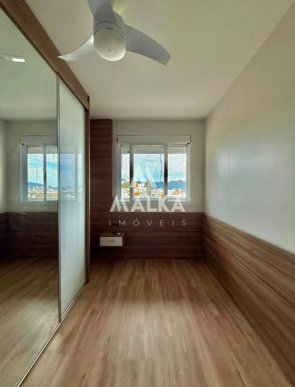 Apartamento con 3 dormitorios y 3 baños y 2 plazas — photo 3