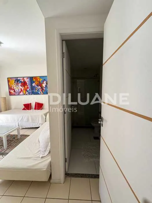 2-bedroom apartment with an open-plan kitchen — photo 3