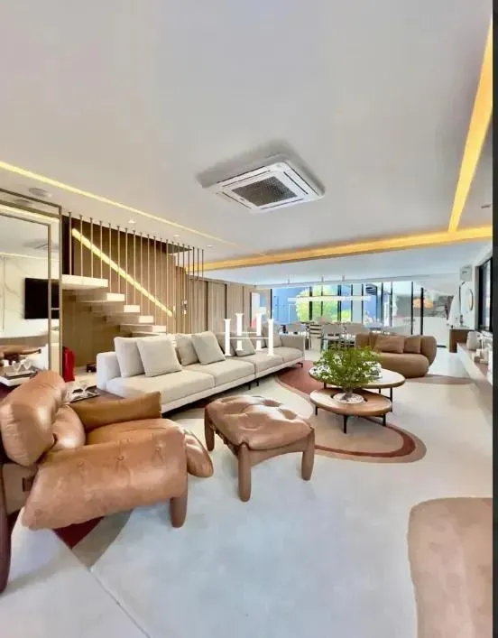 Furnished house, 800 m², with a bathtub — photo 10