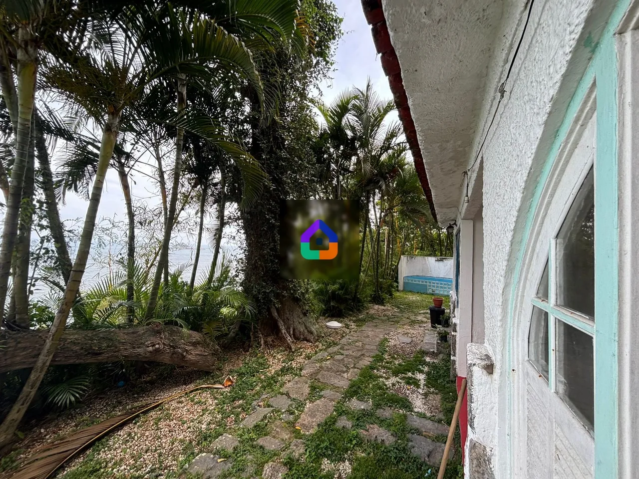 Casa sem mobília com 5 quartos e 5 banheiros — photo 3
