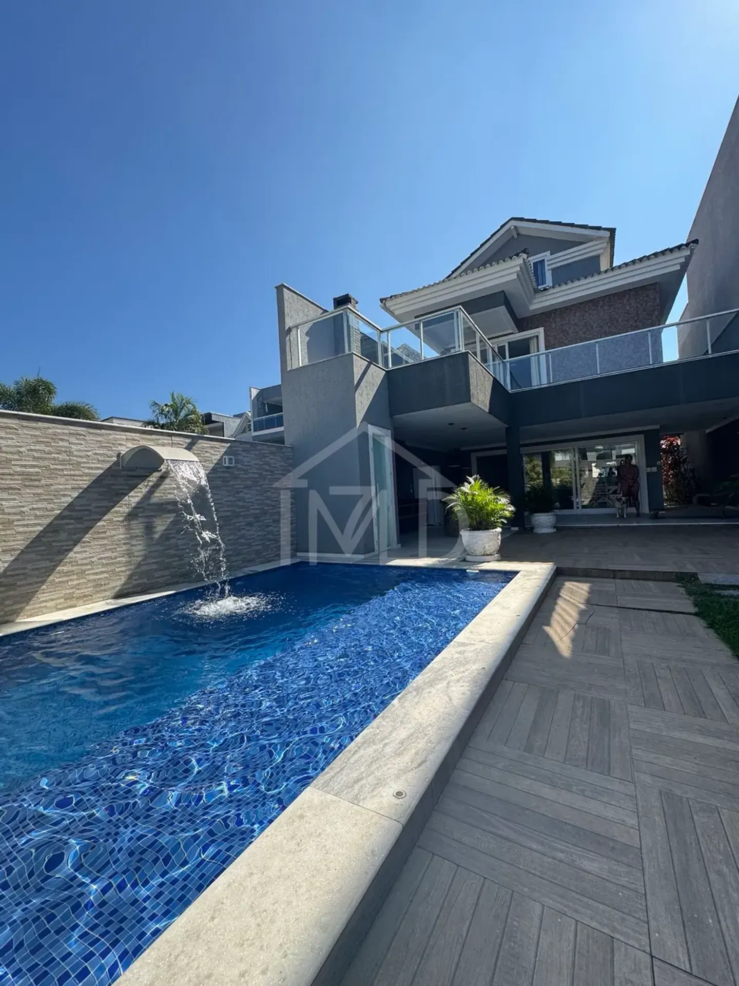 Furnished house with 4 suites and pool, 350 m² — photo 27