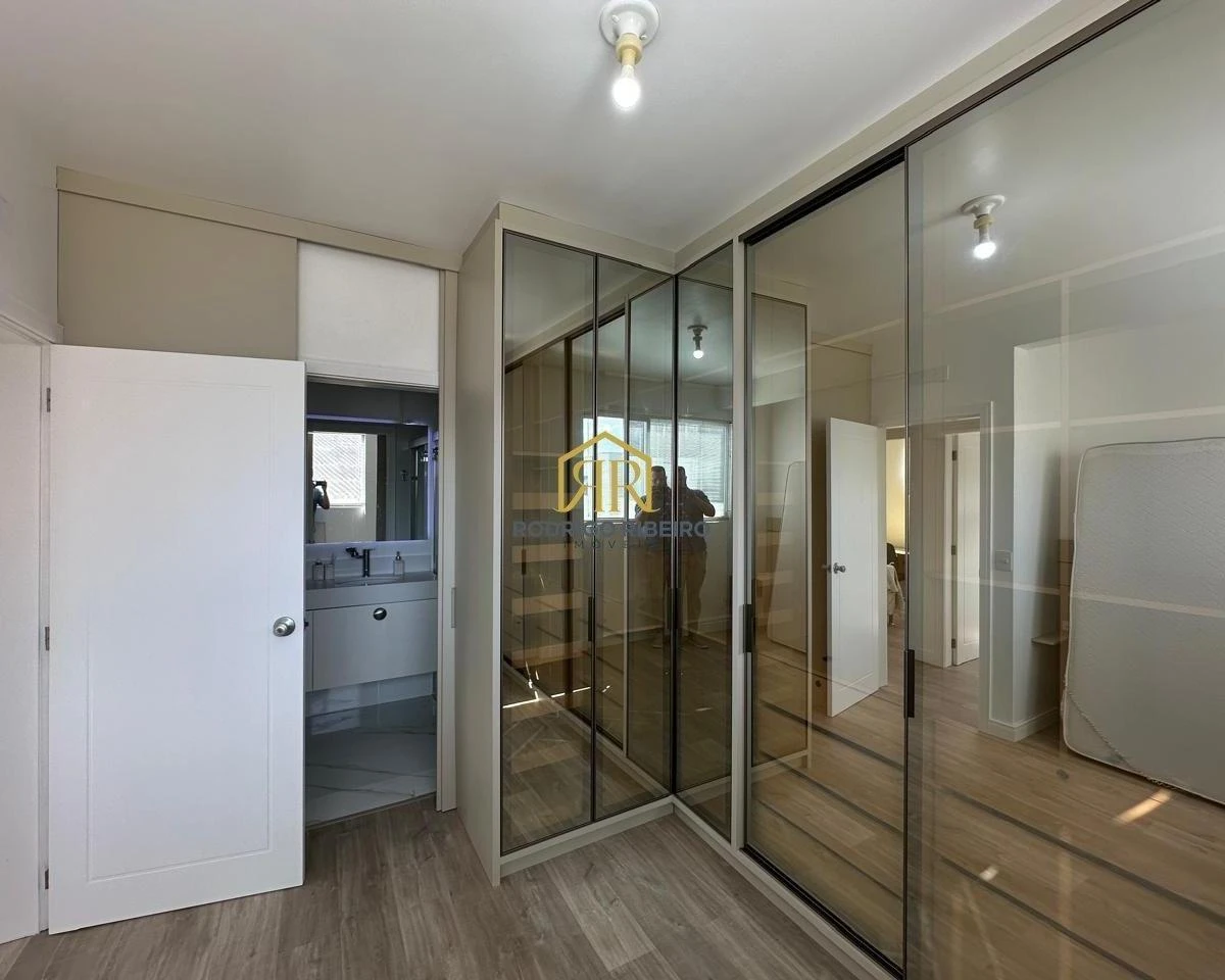 3-bedroom apartment with a home office in Florianópolis — photo 17
