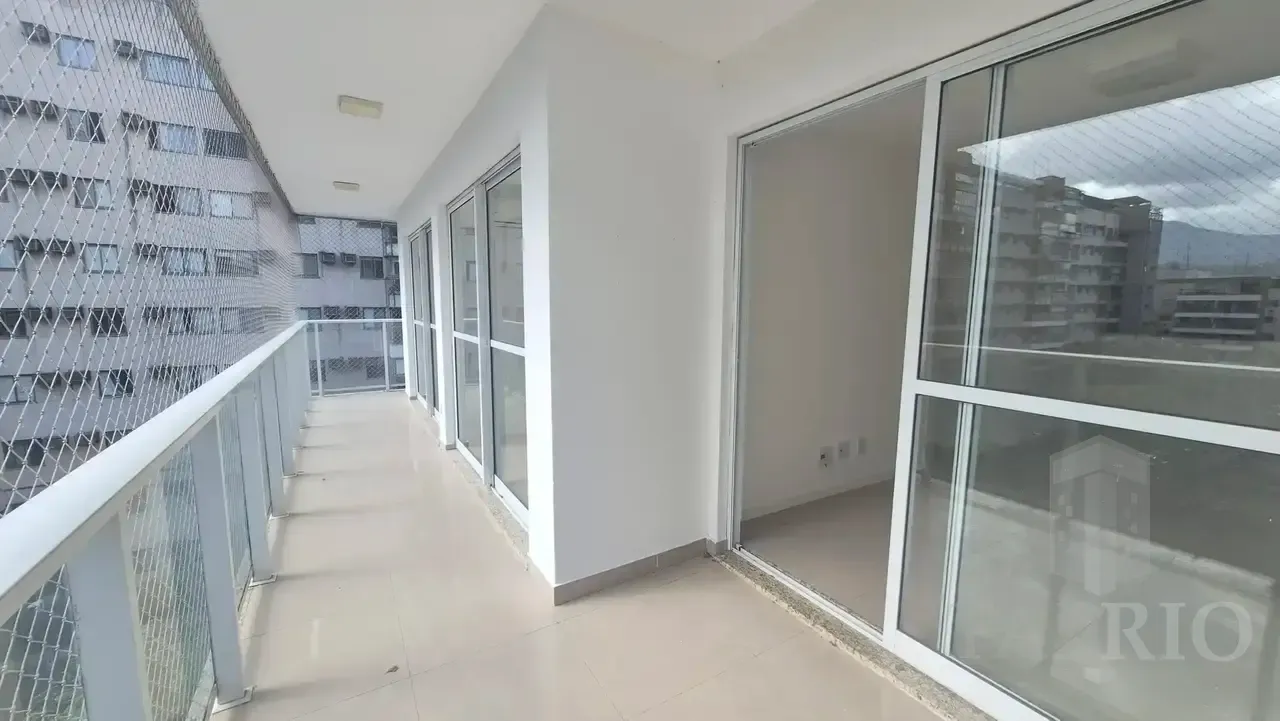 3-bedroom apartment with 3 bathrooms and 2 parking spots — photo 8