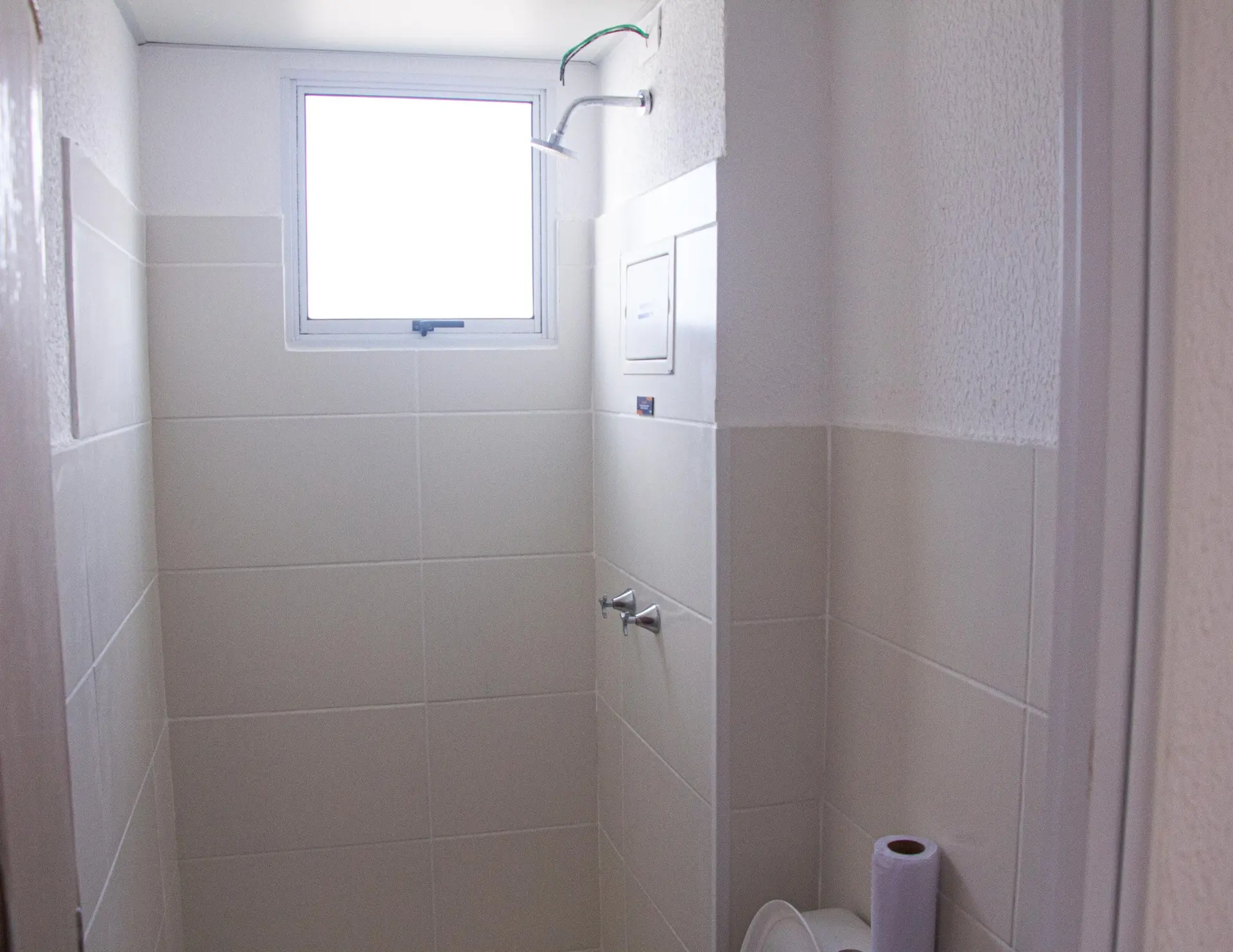 2-bedroom rental apartment with laundry area — photo 4