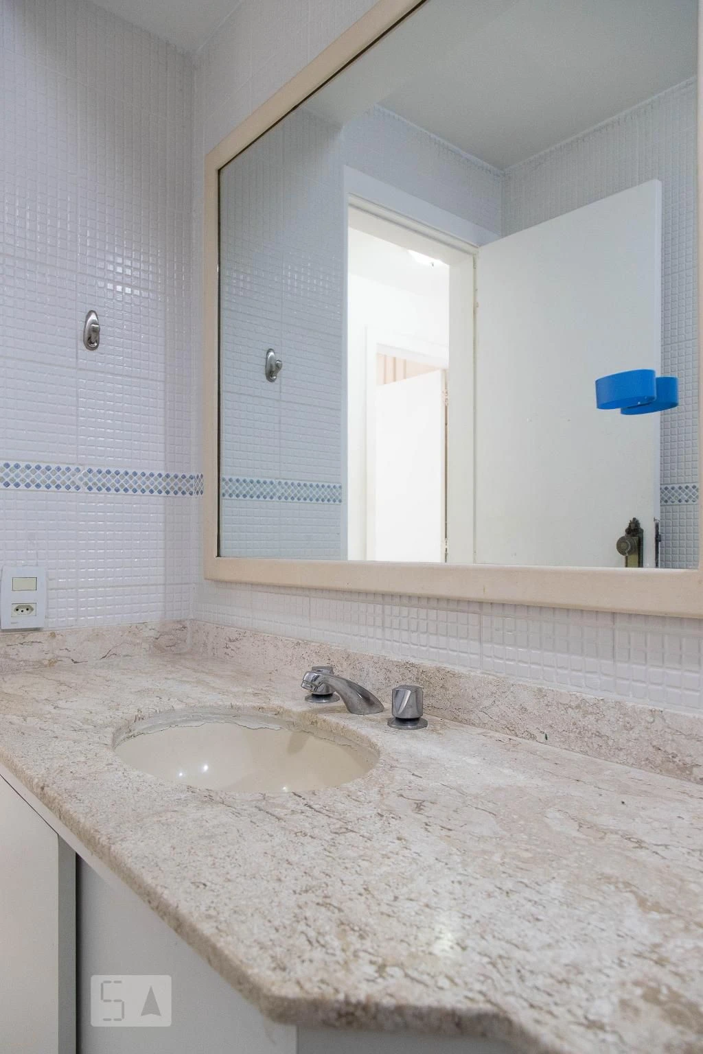 3-bedroom apartment with 3 bathrooms and 2 parking spaces — photo 48