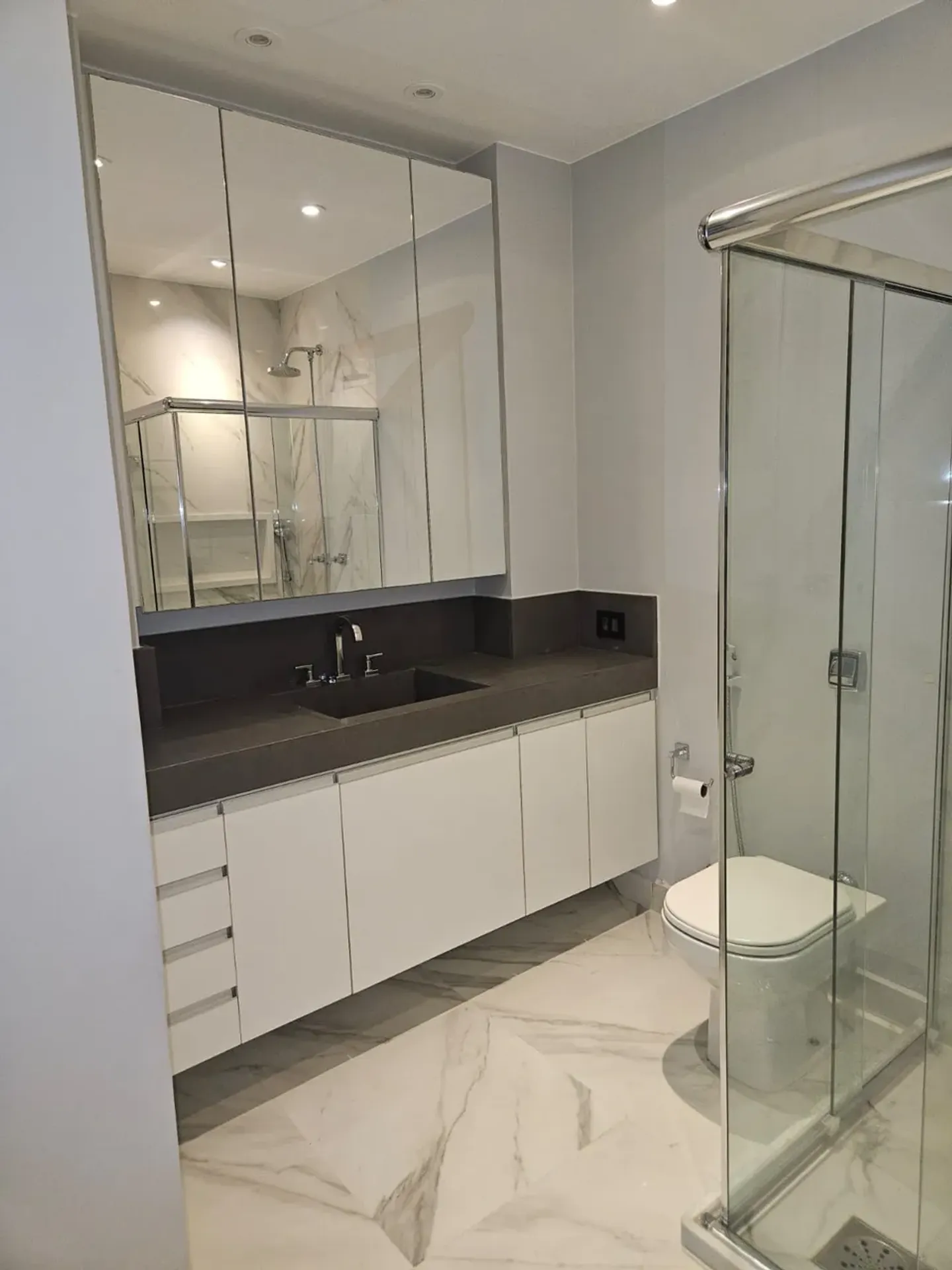 Apartamento, 200 m², com varanda envidraçada — photo 27
