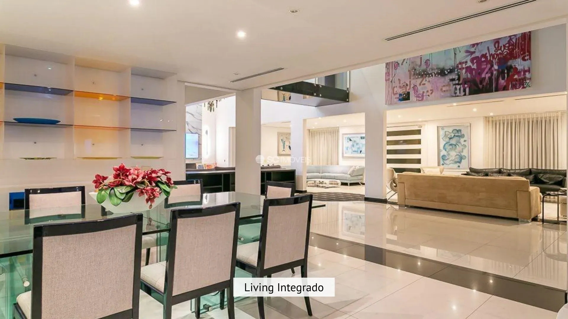 800 m² house with 6 en-suite rooms and 4 parking spaces — photo 7