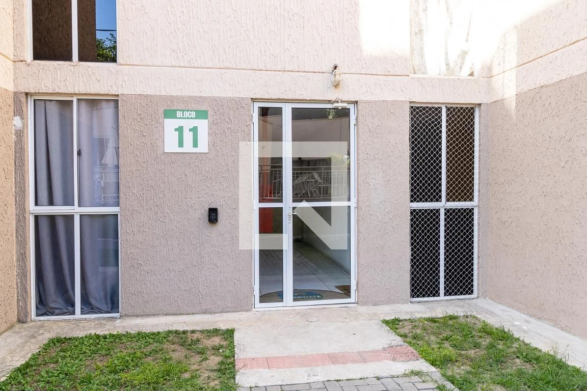 Apartment with 2 bedrooms and a shared BBQ area — photo 3