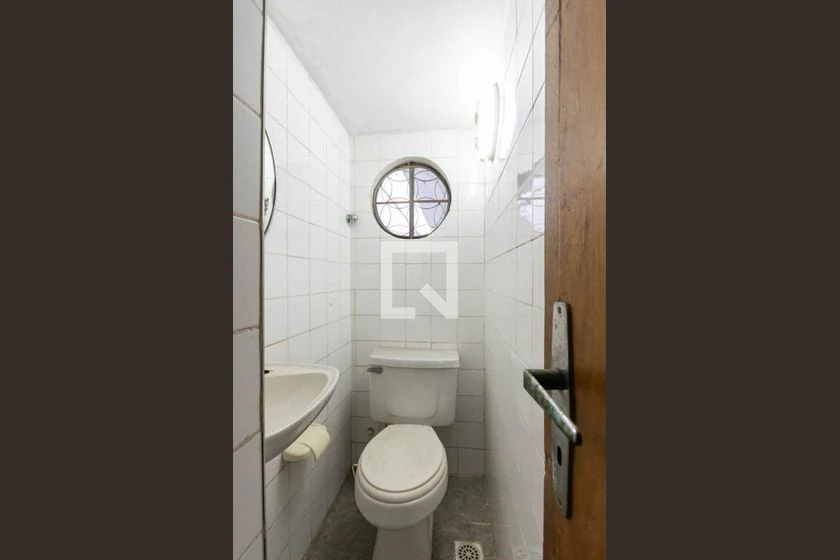 Casa para aluguel com 300 m², 3 quartos e jardim — photo 28