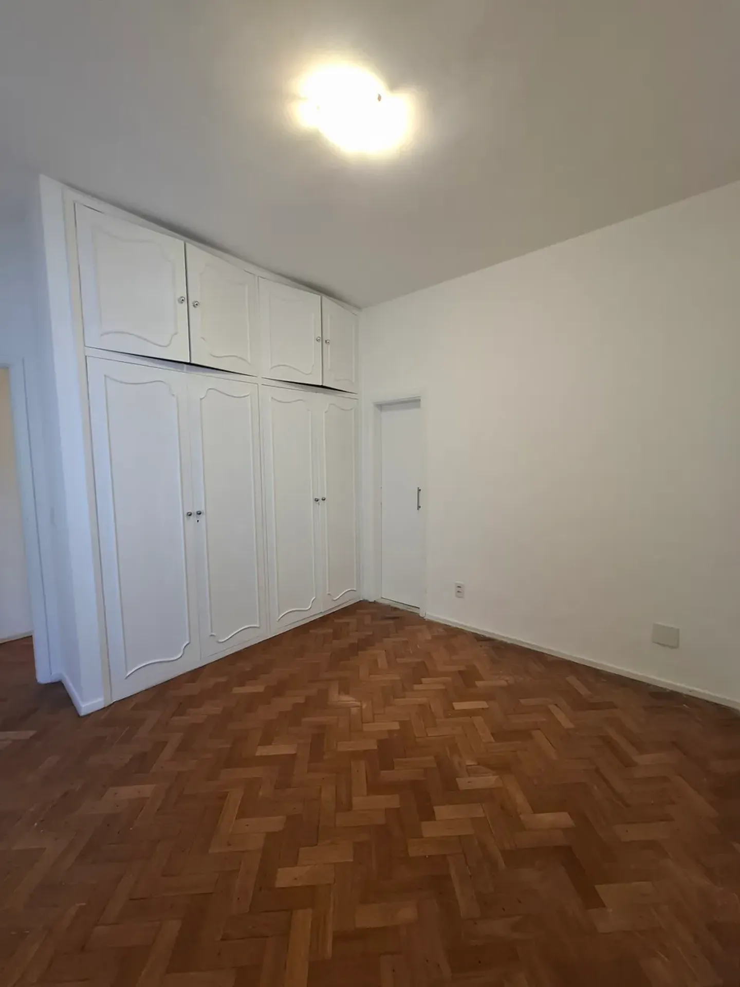 Apartment with 4 bedrooms, 4 bathrooms and 2 parking spaces — photo 26