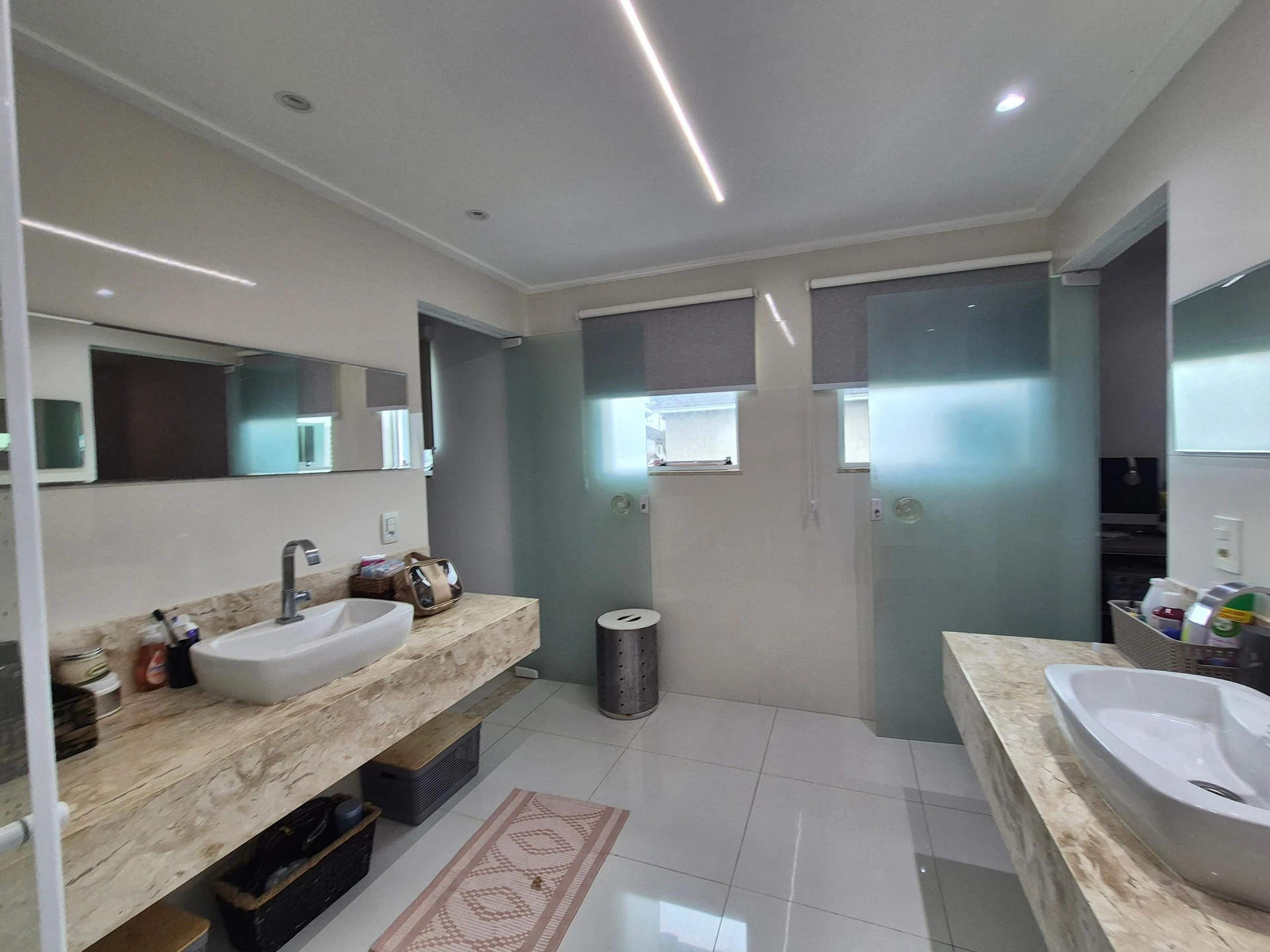 4 quartos e jacuzzi: casa de 318 m² — photo 59