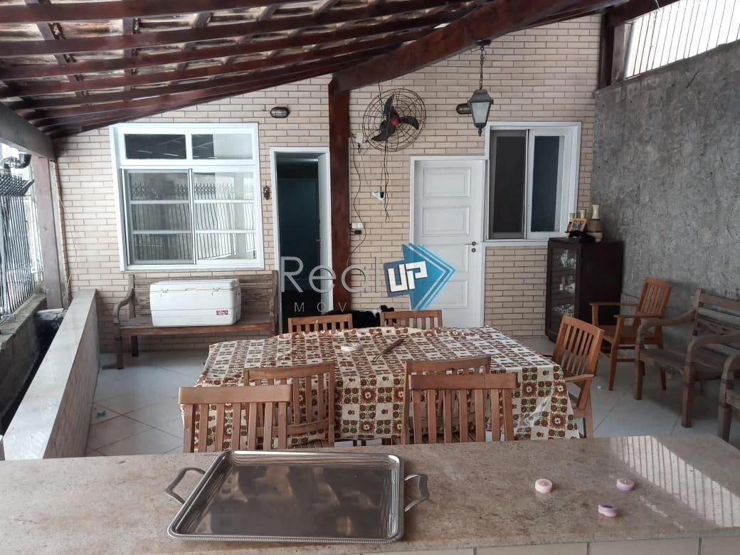 Apartamento com 4 quartos e varanda — photo 30