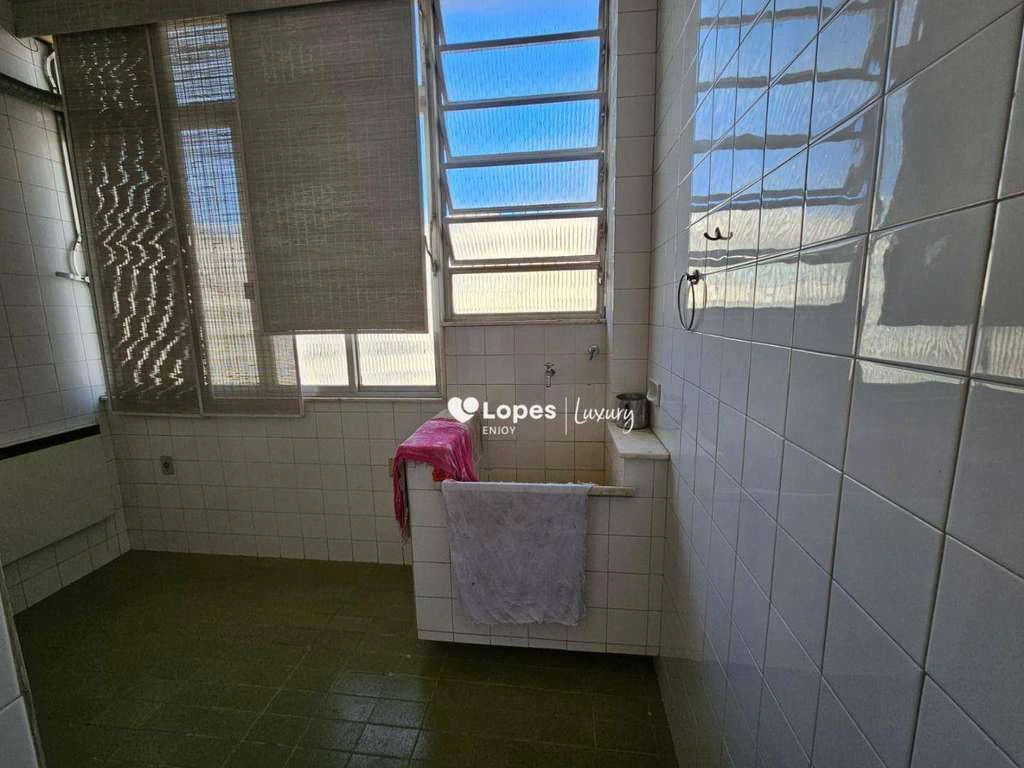 156 m² unfurnished apartment with 3 bedrooms and parking — photo 9