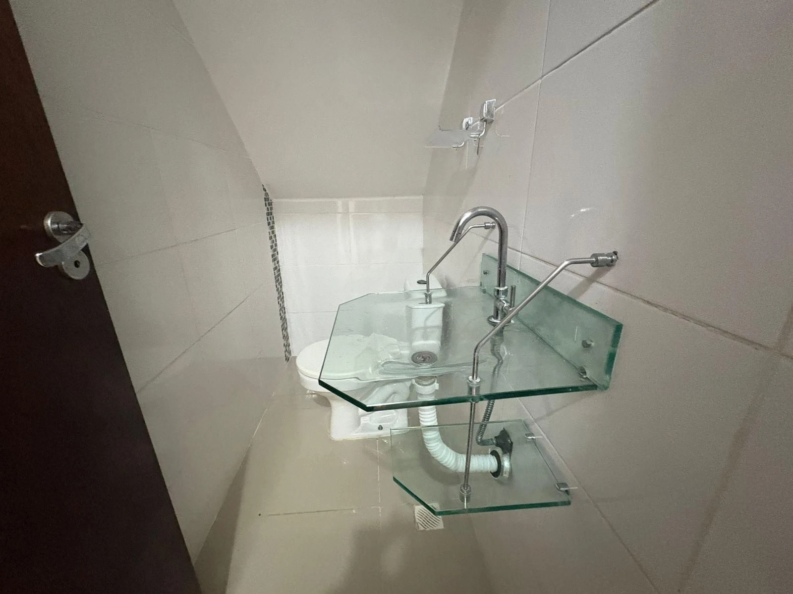 Unfurnished house with 3 bedrooms and 3 bathrooms — photo 4